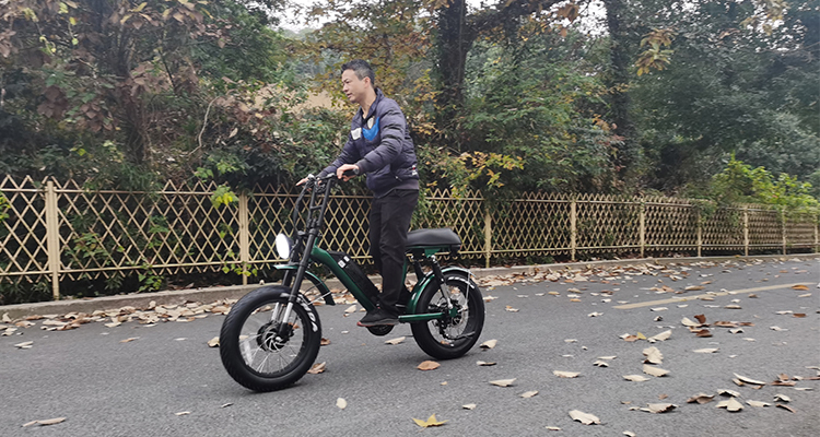 Hf726976ff1354d1da3e1706be359f90dr